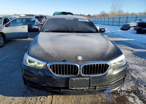 2019 BMW 540 Xi z USA, uszkodzony, nr VIN WBAJE7C59KWD55142